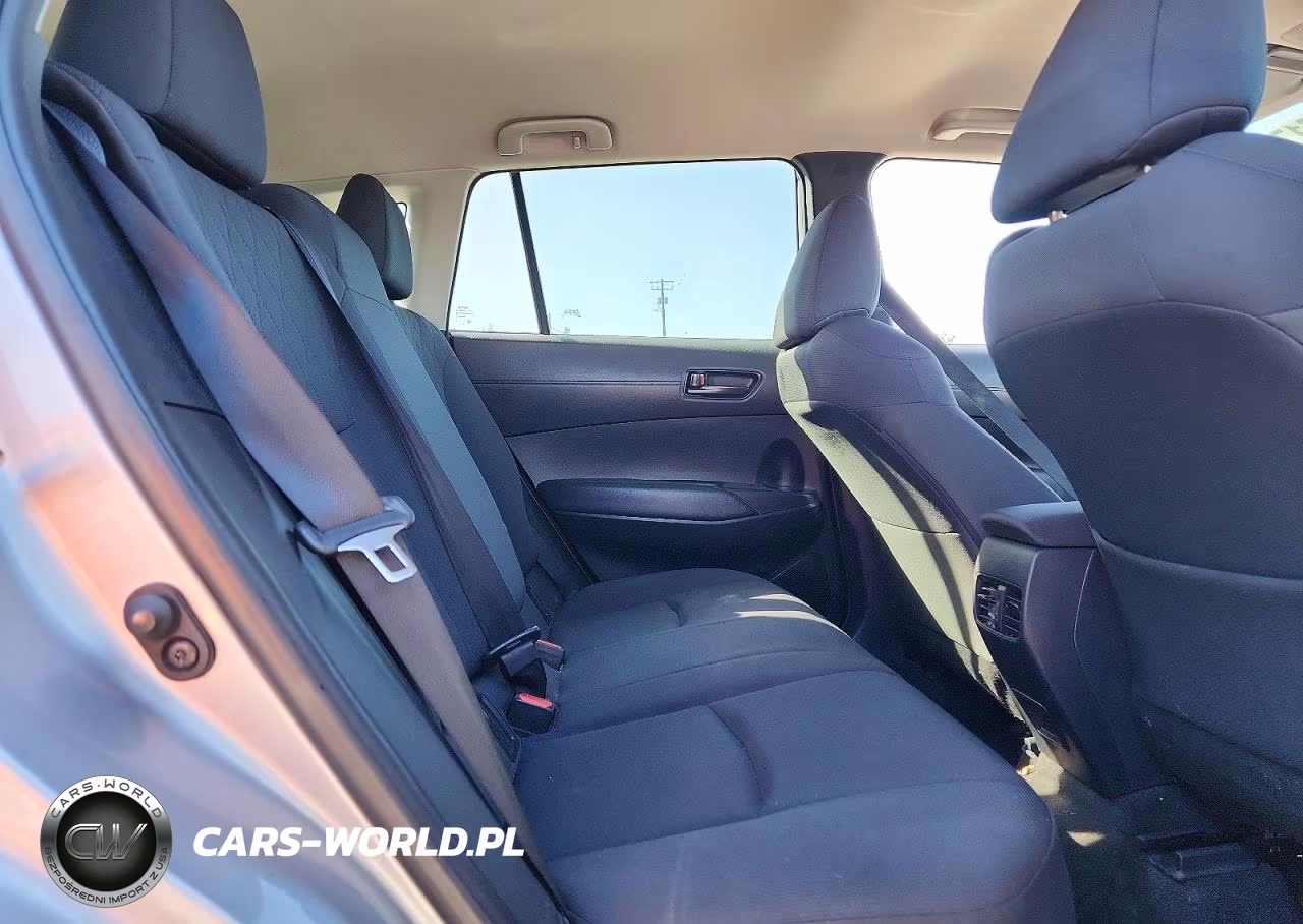 2022 Toyota Corolla Cross Le VIN:7MUCAAAG0NV008511 - 11