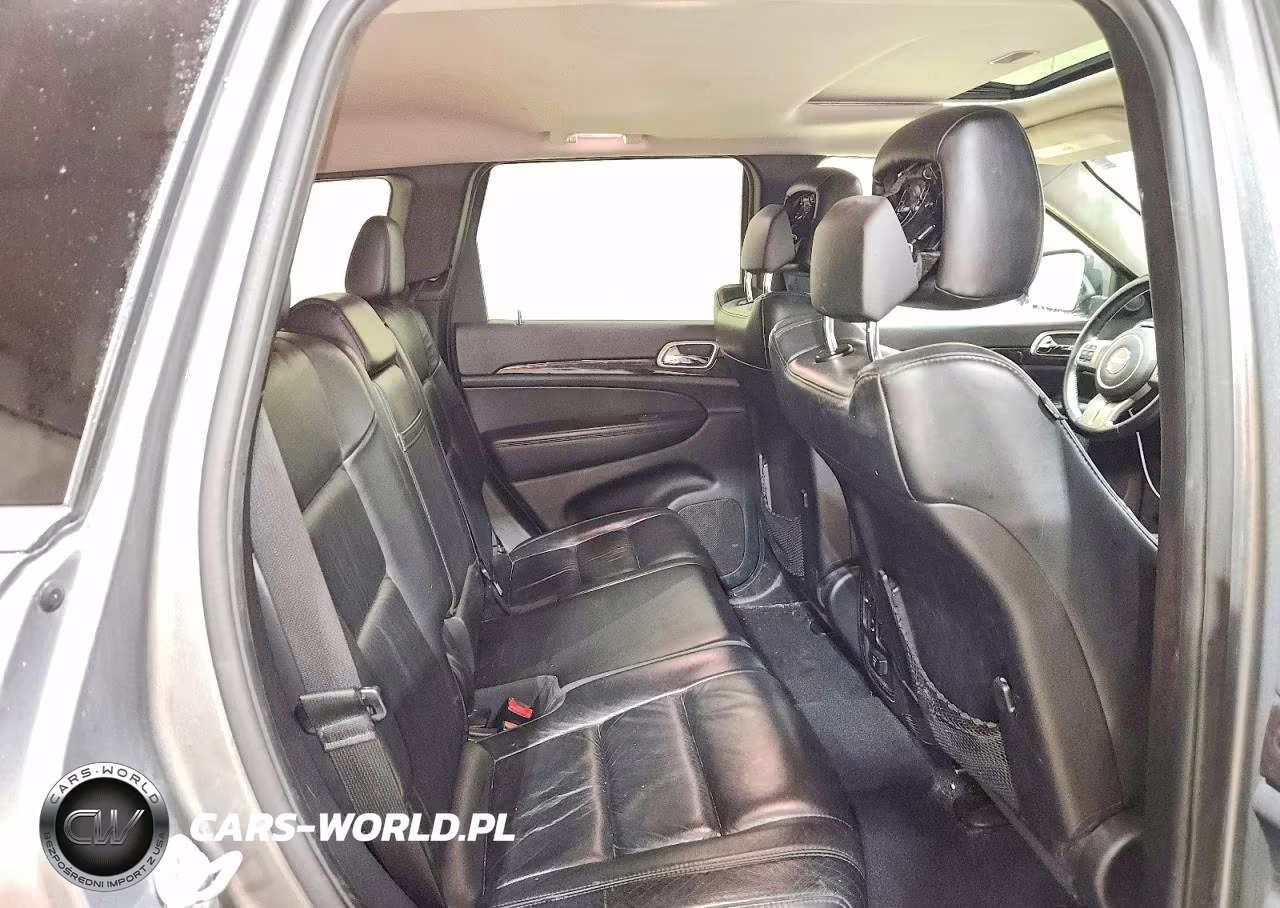 2012 Jeep Grand Cherokee Laredo VIN:1C4RJFAGXCC181582 - 11