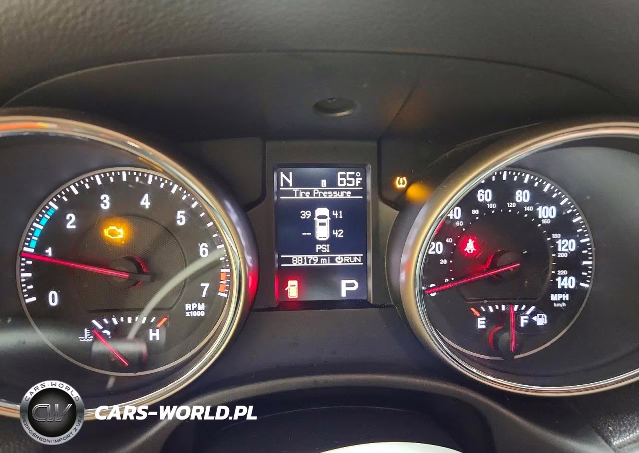 2012 Jeep Grand Cherokee Laredo VIN:1C4RJFAGXCC181582 - 9
