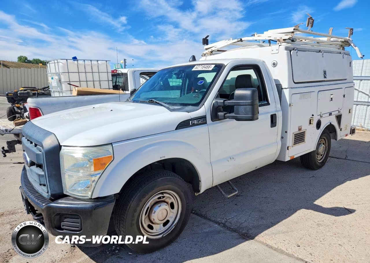 2013 Ford F350 Super Duty Utility - Service Truck VIN:1FDRF3A60DEB92616 - 1
