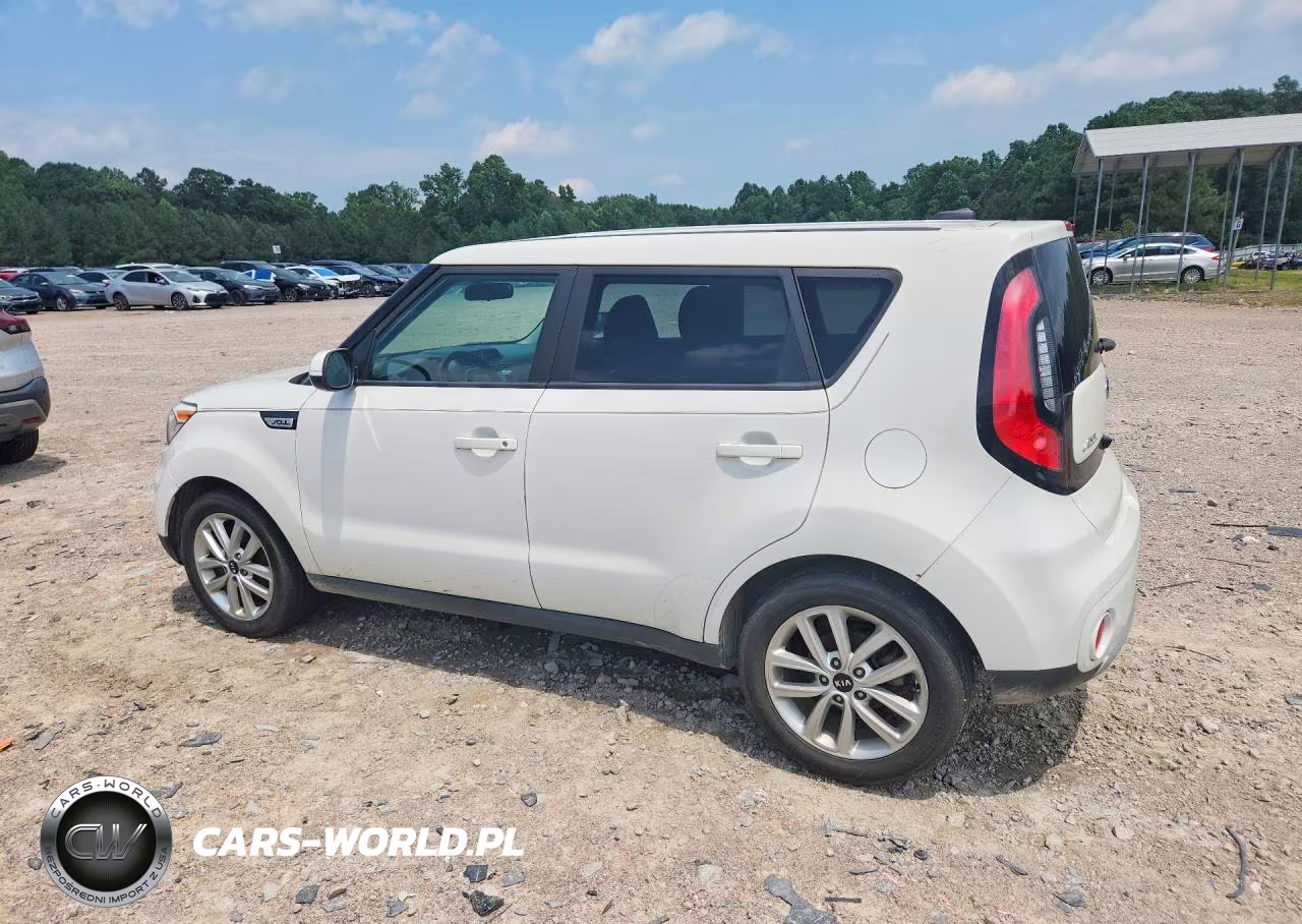 2018 Kia Soul + VIN:KNDJP3A5XJ7506679 - 2
