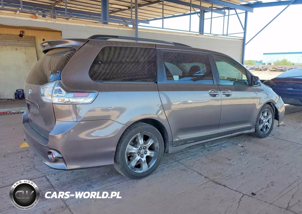 2012 Toyota Sienna Sport VIN:5TDXK3DC6CS195389 - 3