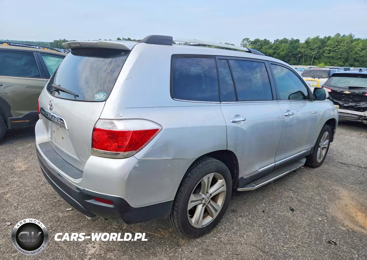 2013 Toyota Highlander VIN:5TDYK3EHXDS129878 - 3