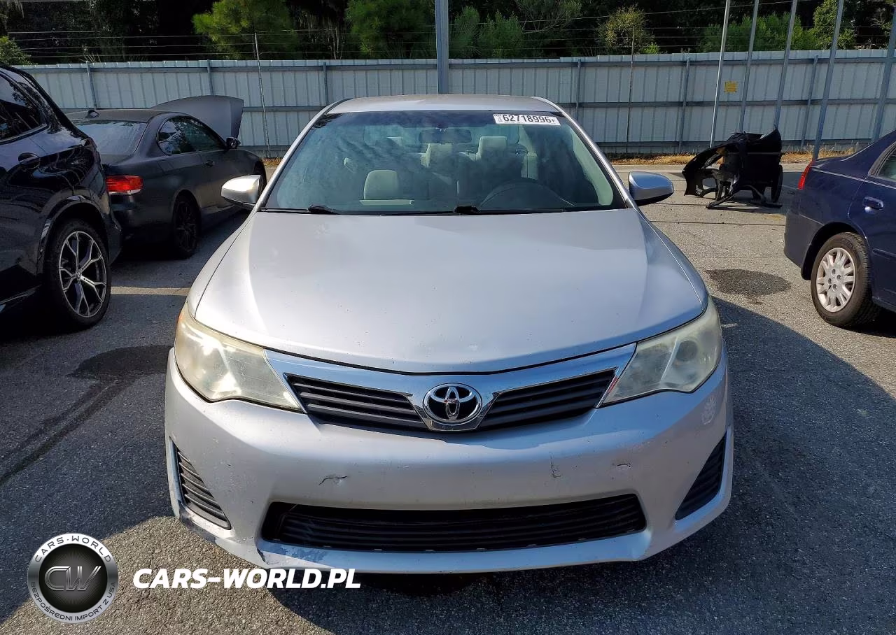2014 Toyota Camry L VIN:4T1BF1FKXEU805554 - 5