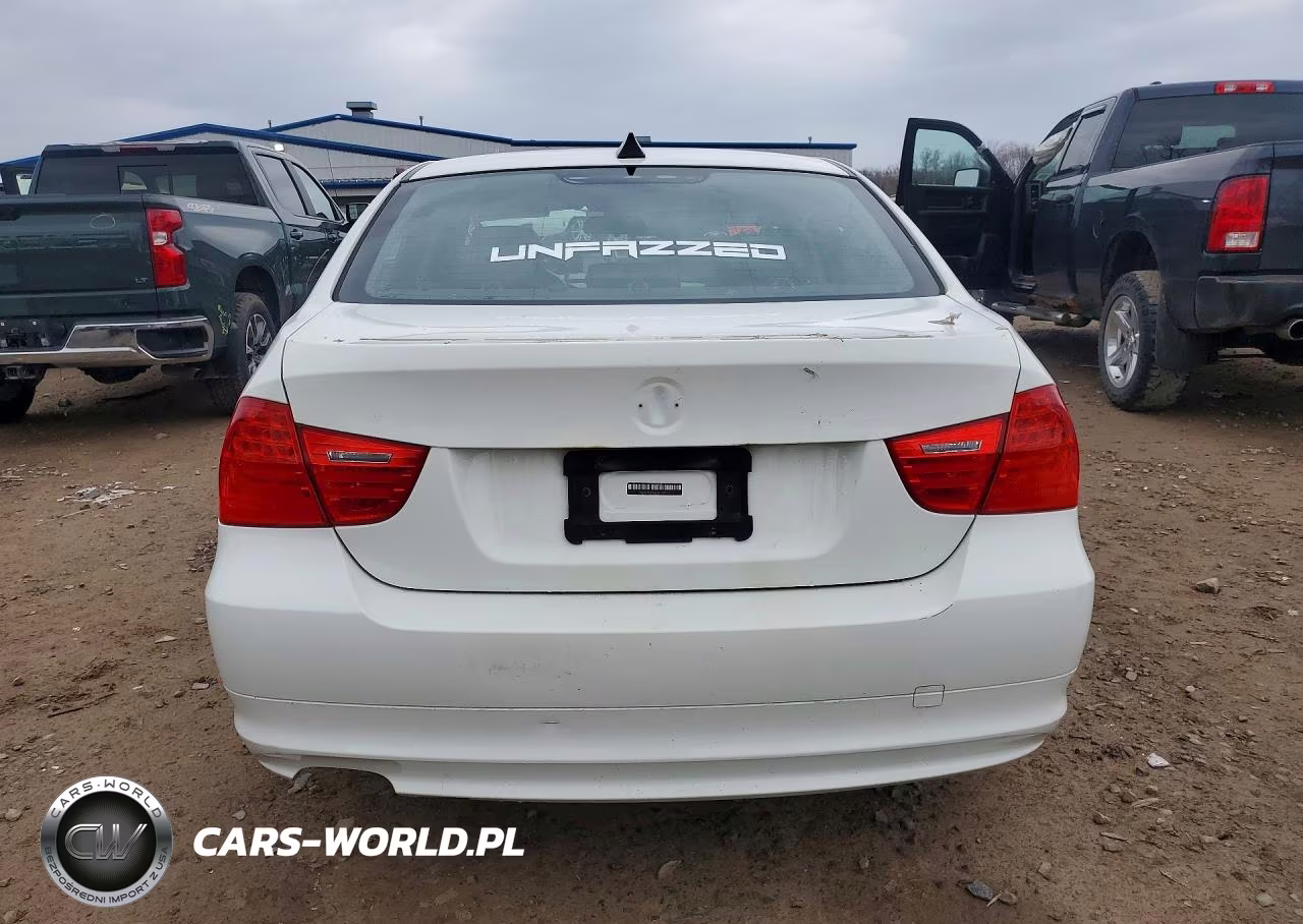 2011 BMW 328 Xi Sulev VIN:WBAPK5G56BNN31147 - 12