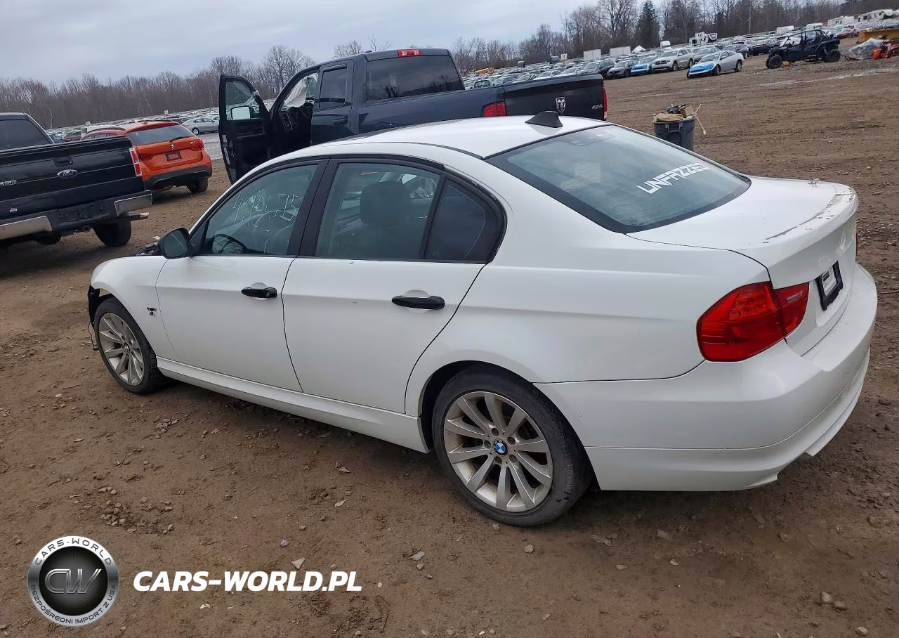 2011 BMW 328 Xi Sulev VIN:WBAPK5G56BNN31147 - 3