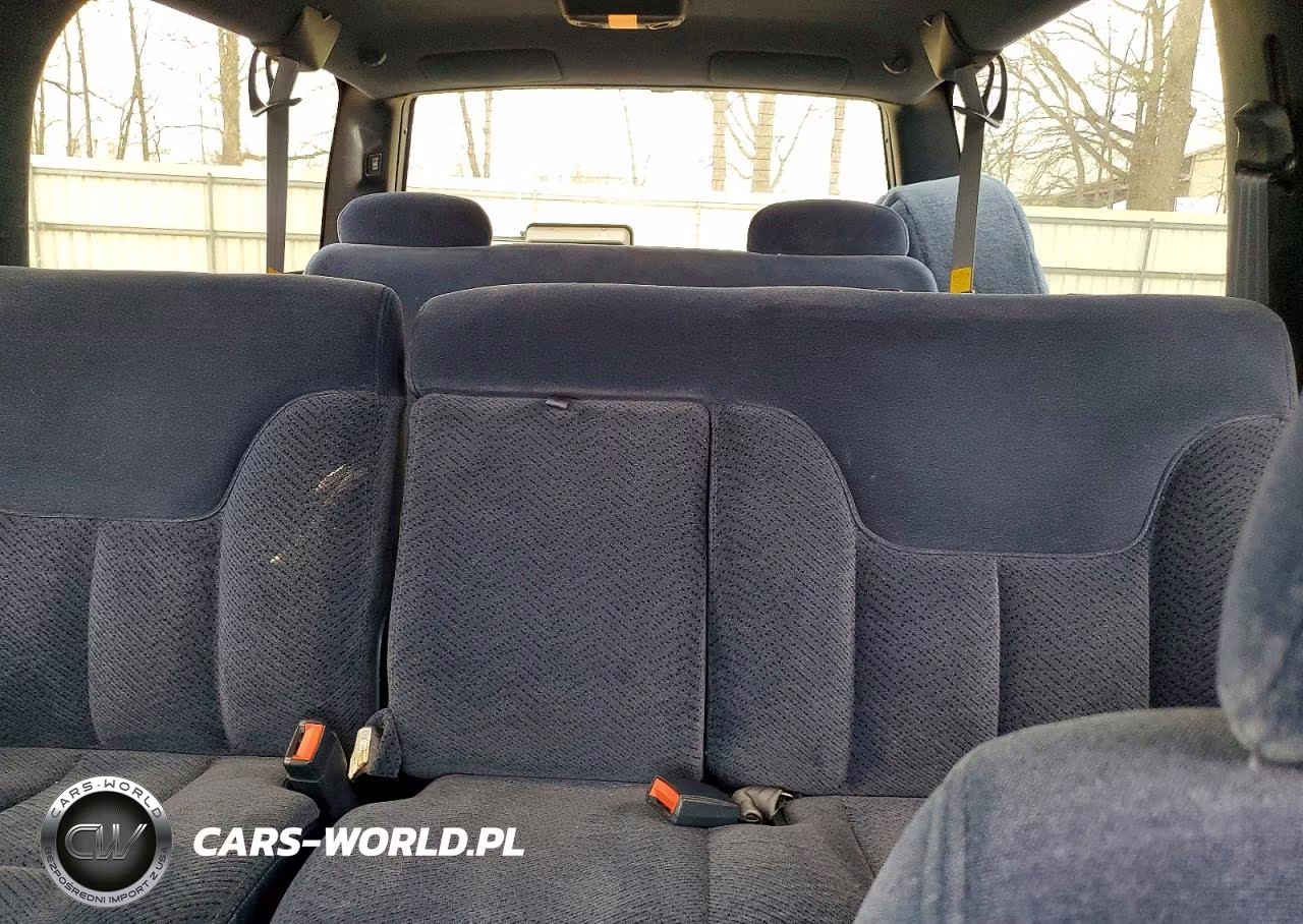 1998 Chevrolet Suburban C1500 VIN:1GNEC16R5WJ361307 - 20