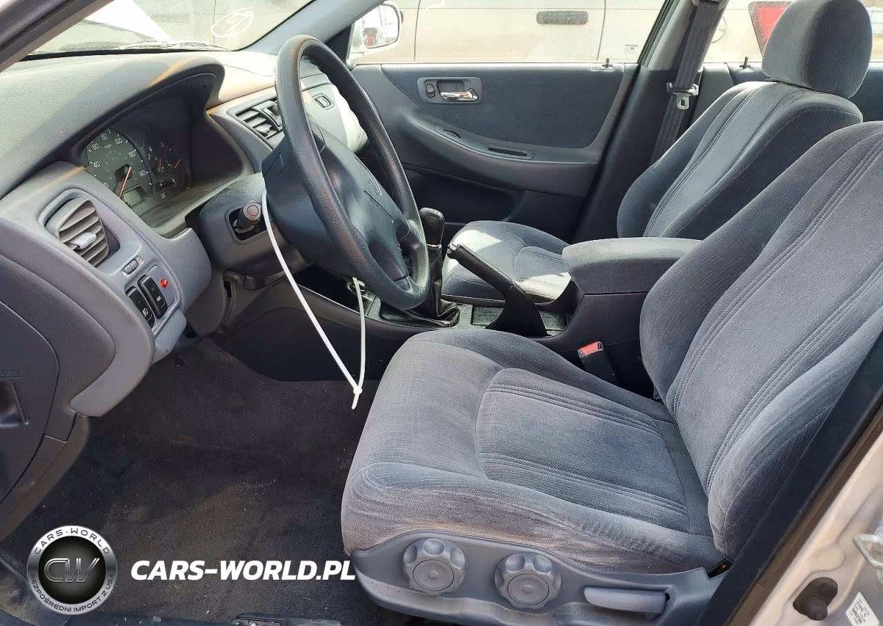 2000 Honda Accord Lx VIN:1HGCG6554YA106930 - 13