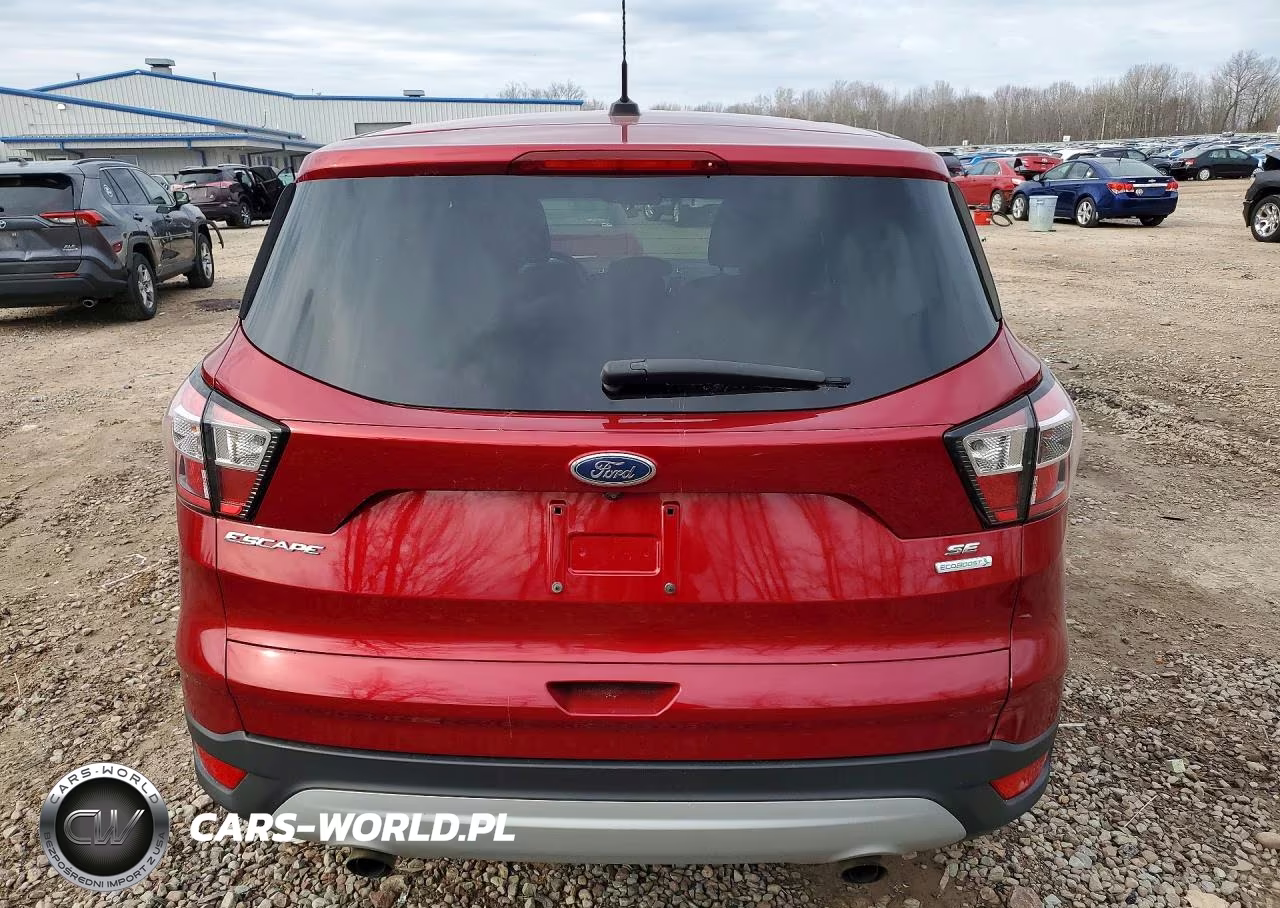 2017 Ford Escape Se VIN:1FMCU0GDXHUC45866 - 11