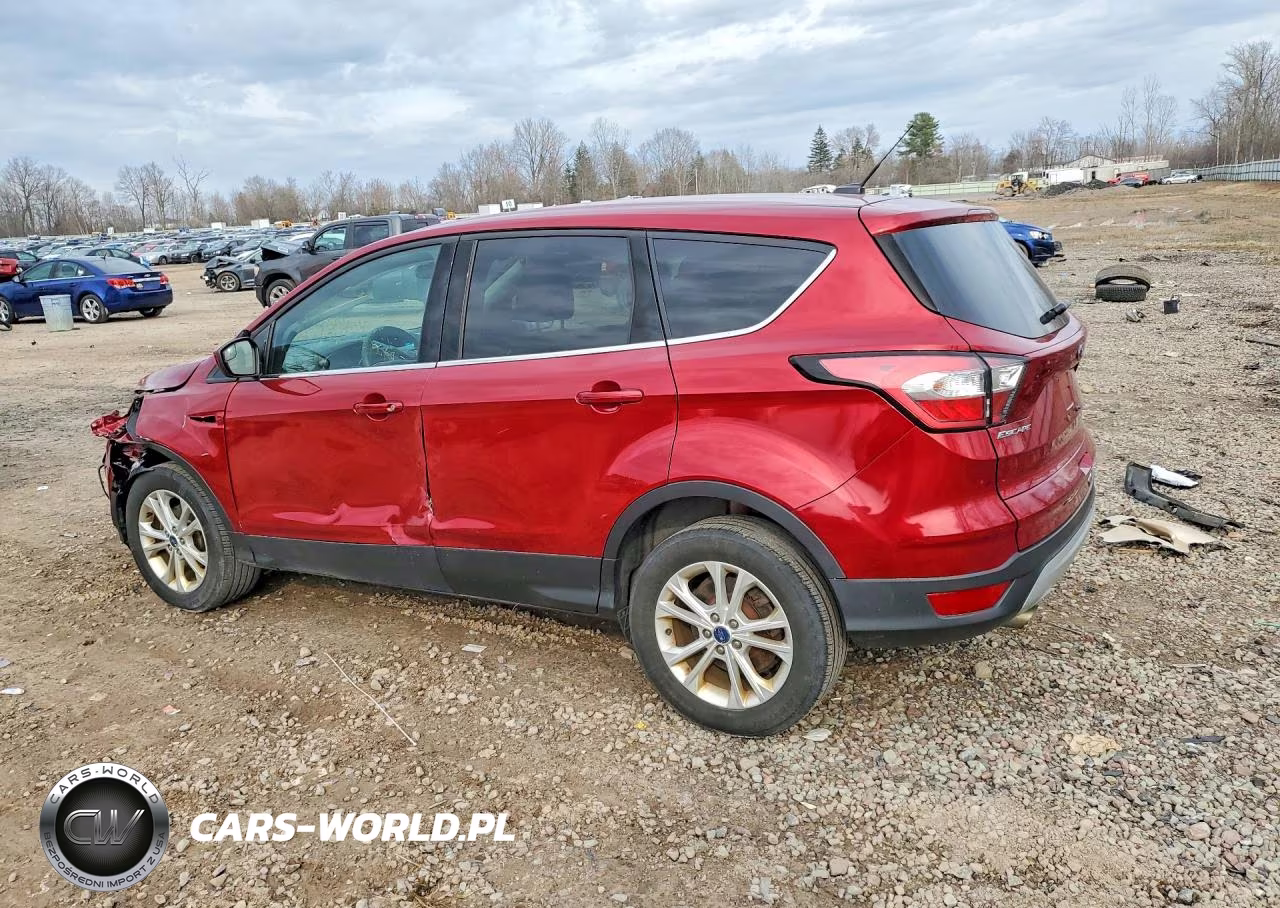 2017 Ford Escape Se VIN:1FMCU0GDXHUC45866 - 4
