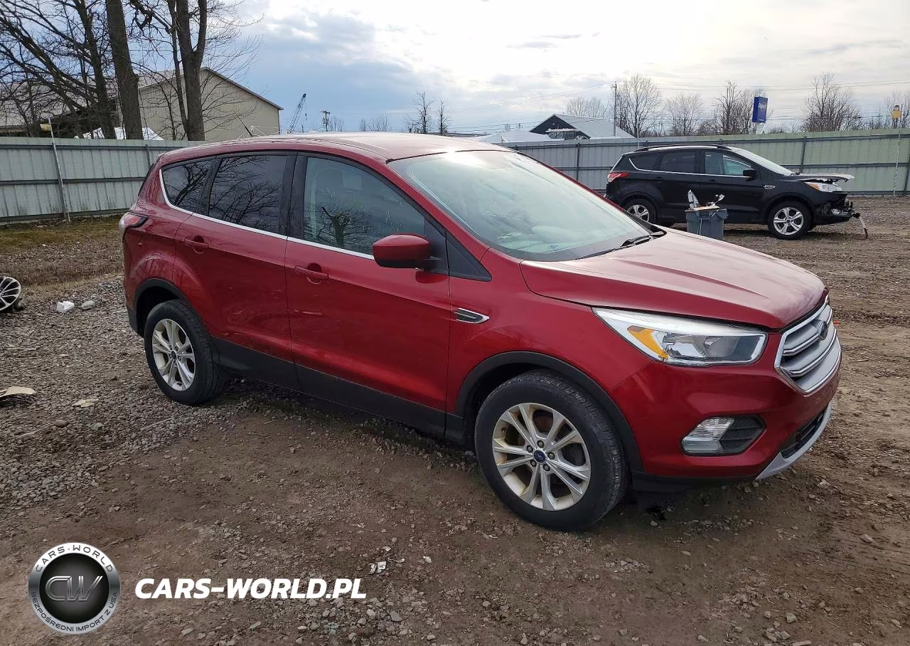 2017 Ford Escape Se VIN:1FMCU0GDXHUC45866 - 8