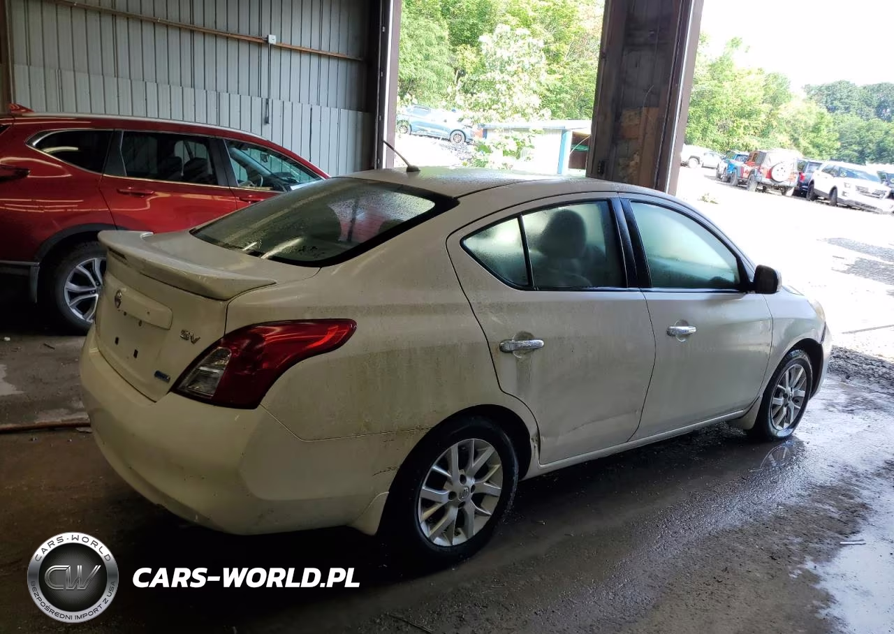 2014 Niss Versa VIN:3N1CN7AP2EL806664 - 3