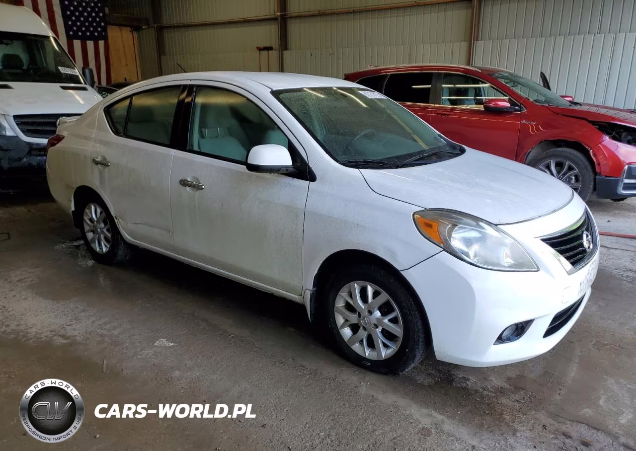 2014 Niss Versa VIN:3N1CN7AP2EL806664 - 4