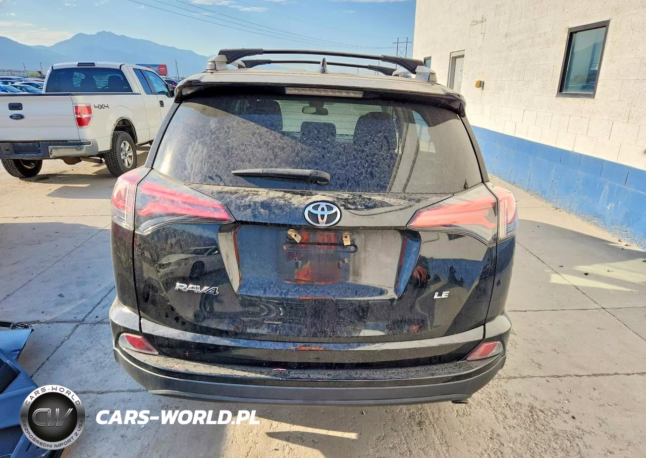 2018 Toyota Rav4 Le VIN:2T3ZFREV7JW508879 - 6
