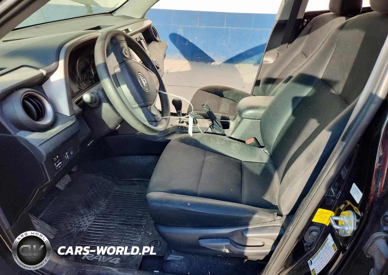 2018 Toyota Rav4 Le VIN:2T3ZFREV7JW508879 - 7