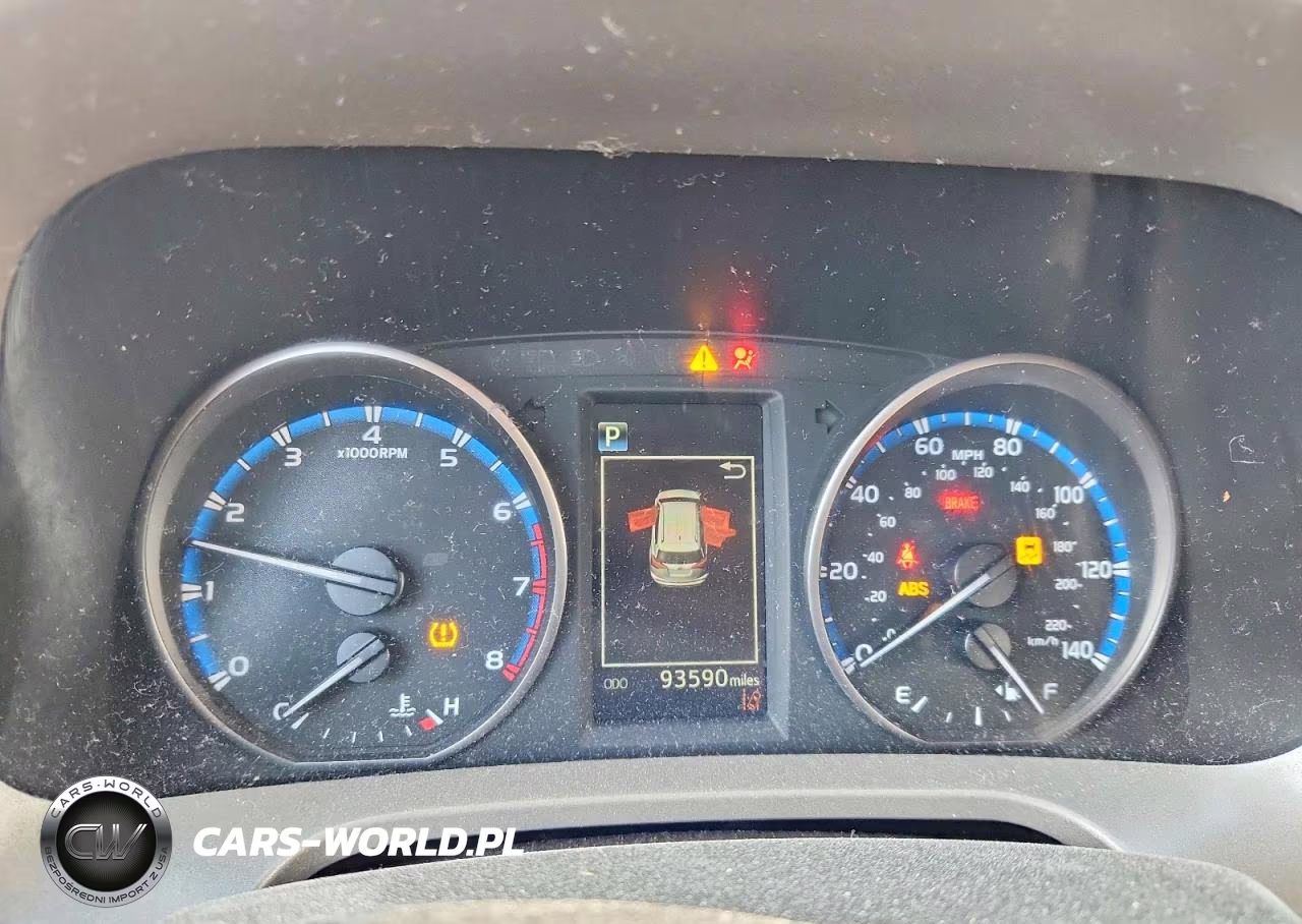 2018 Toyota Rav4 Le VIN:2T3ZFREV7JW508879 - 9