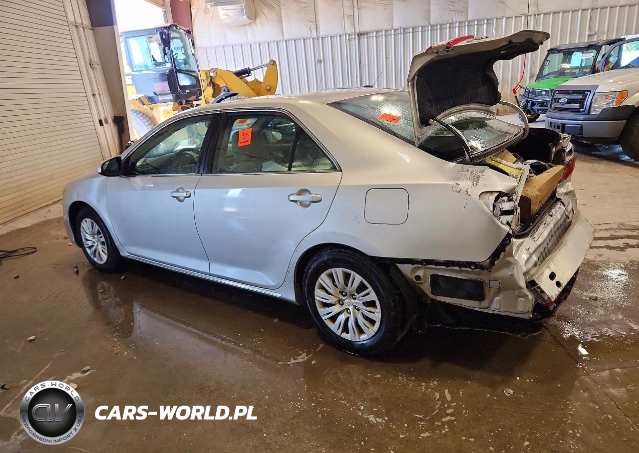 2014 Toyota Camry Le VIN:4T4BF1FKXER380147 - 2