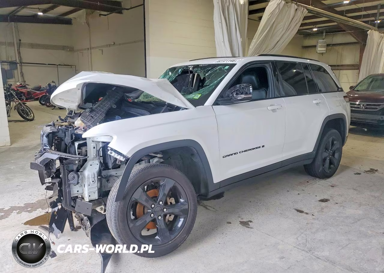 2024 Jeep Grand Cherokee Laredo VIN:1C4RJHAG5R8924544 - 1