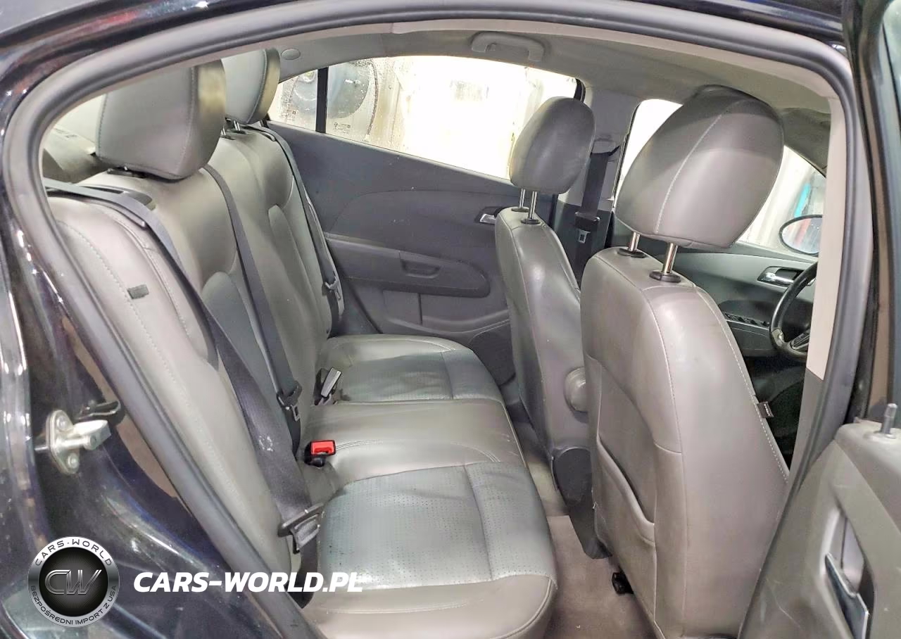 2015 Chevrolet Sonic Ltz VIN:1G1JE5SB1F4107912 - 10