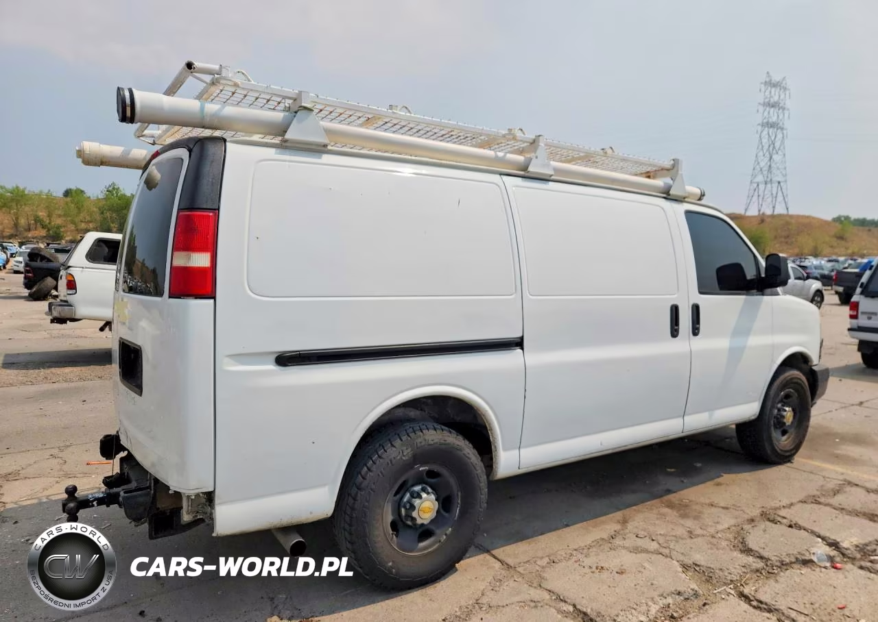 2007 Chevrolet Express G2500 VIN:1GCGG25V871104296 - 3