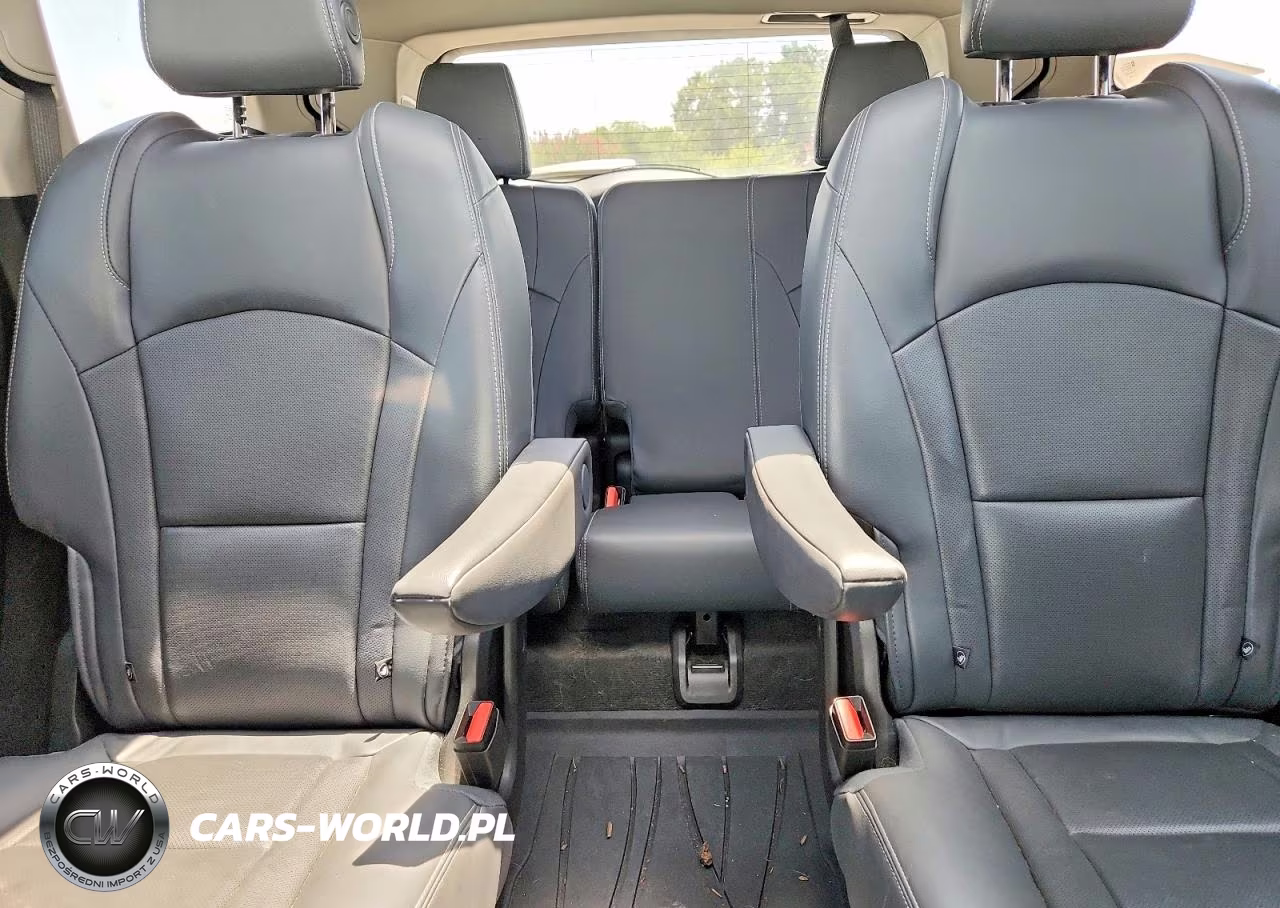 2018 Buick Enclave Premium VIN:5GAERCKW8JJ268662 - 10
