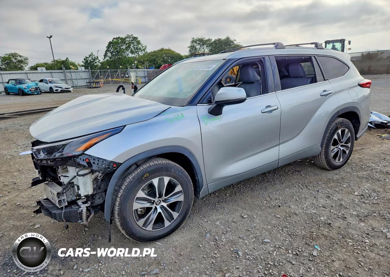 2022 Toyota Highlander Hybrid Xle