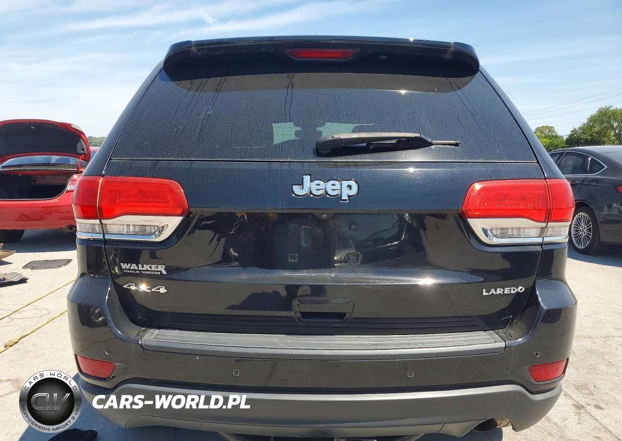 2017 Jeep Grand Cherokee Laredo VIN:1C4RJFAG2HC679993 - 6