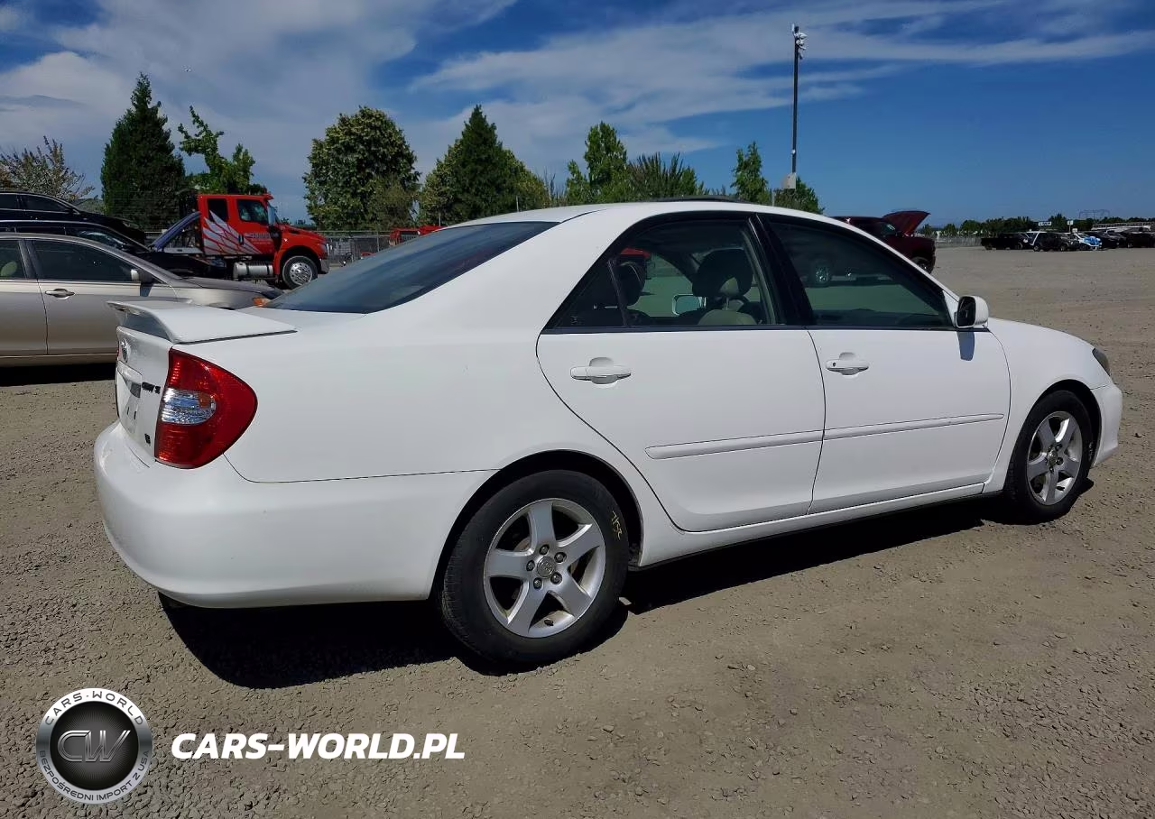 2002 Toyota Camry Se V6 VIN:4T1BF30K72U010123 - 3