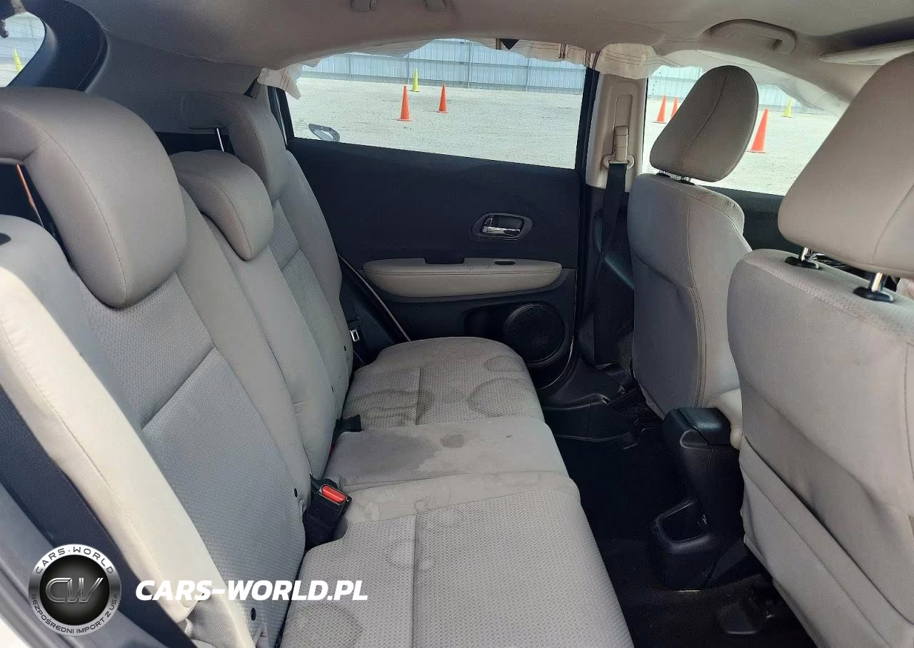 2020 Honda Hr-V Lx VIN:3CZRU5H30LM702208 - 10