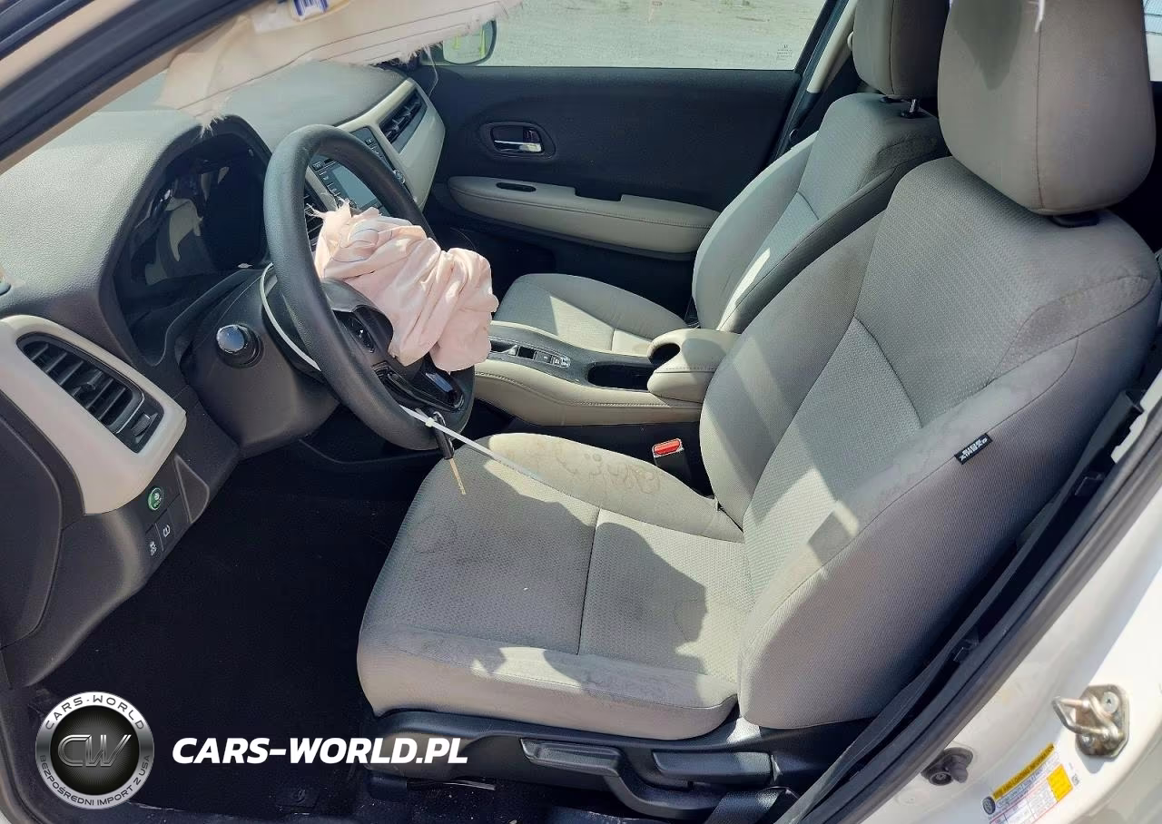 2020 Honda Hr-V Lx VIN:3CZRU5H30LM702208 - 7