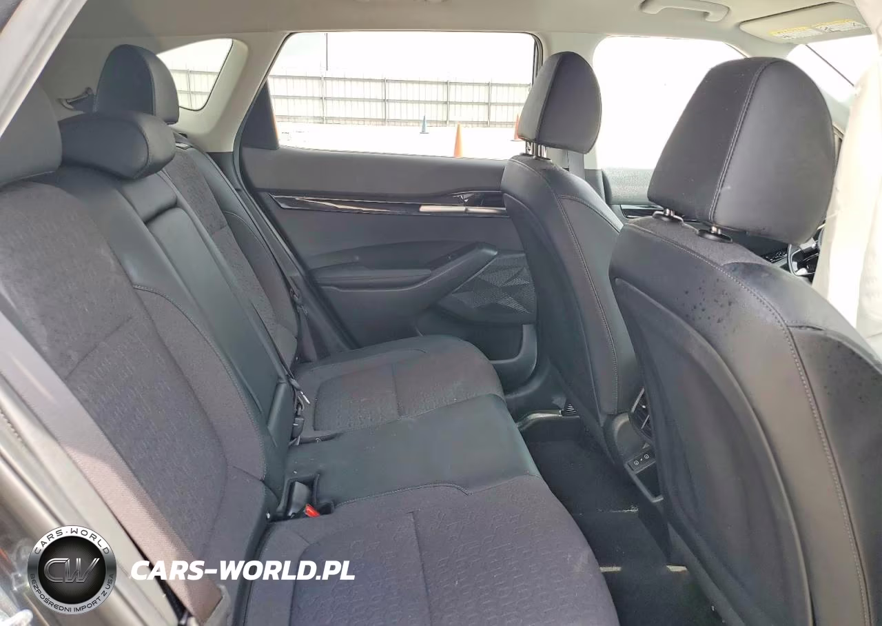 2025 Kia Seltos S VIN:KNDEU2AA4S7772203 - 10