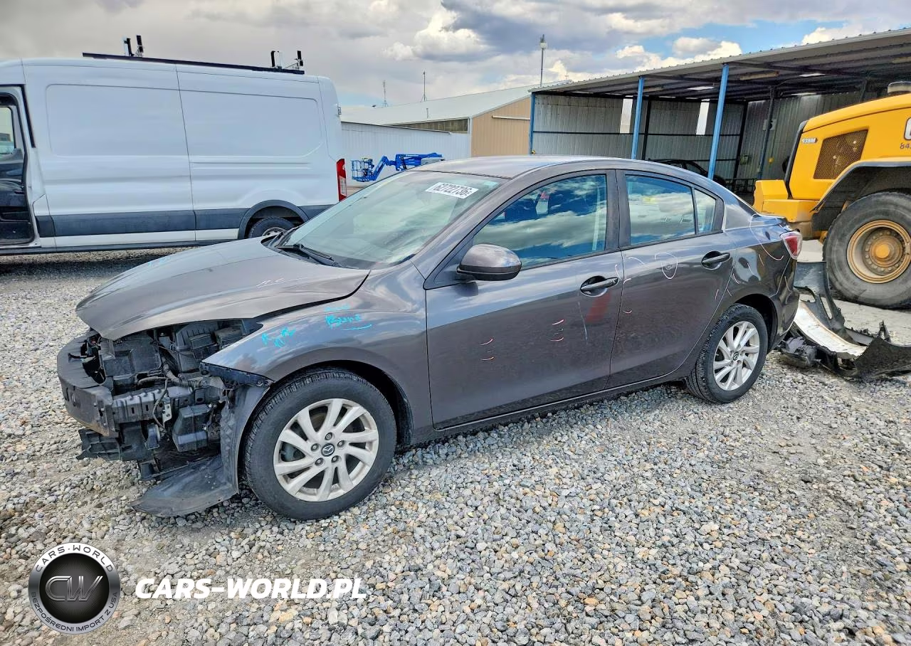 2013 Mazda 3 I