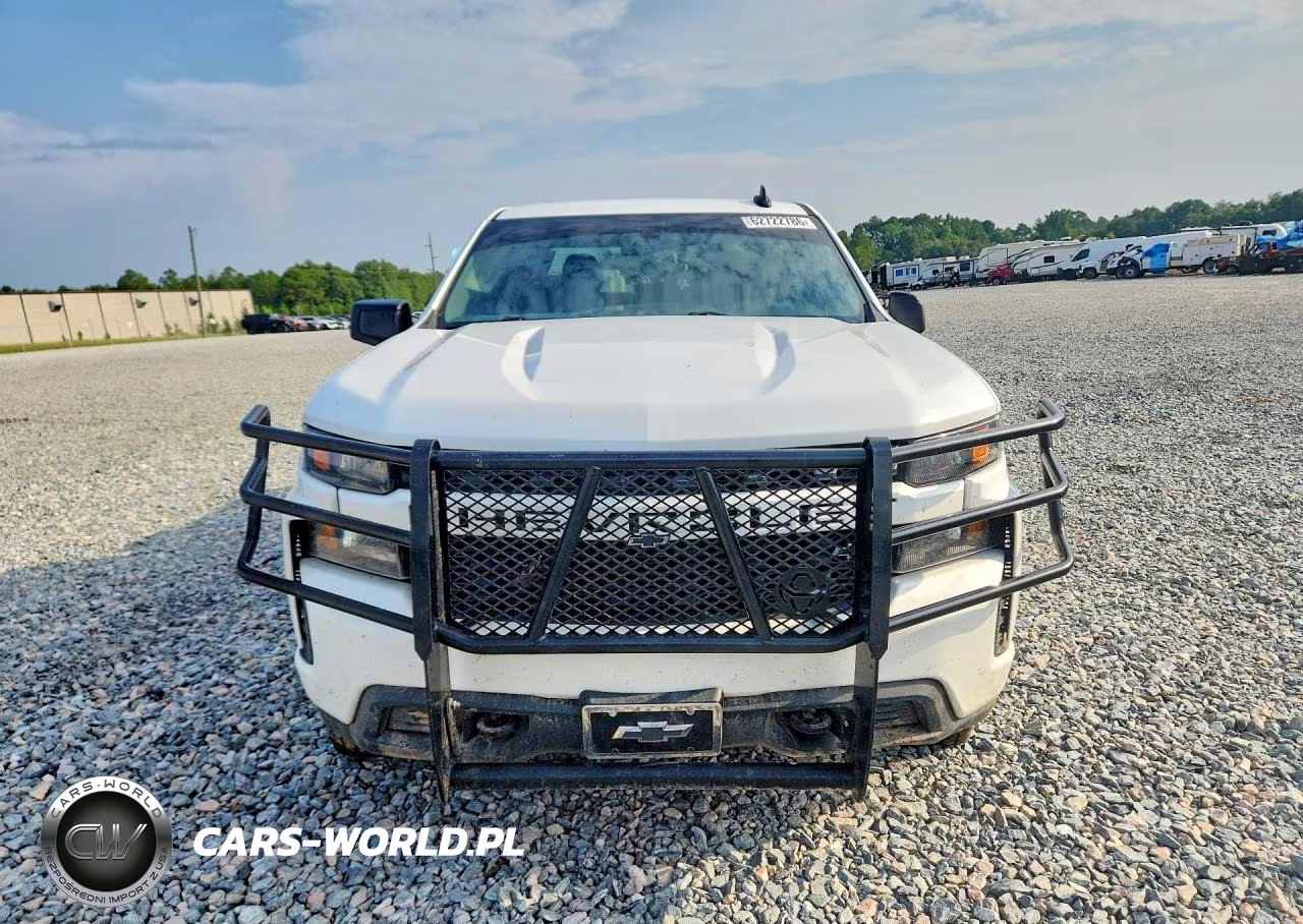 2020 Chevrolet Silverado K1500 Custom VIN:3GCUYBEF7LG356934 - 5