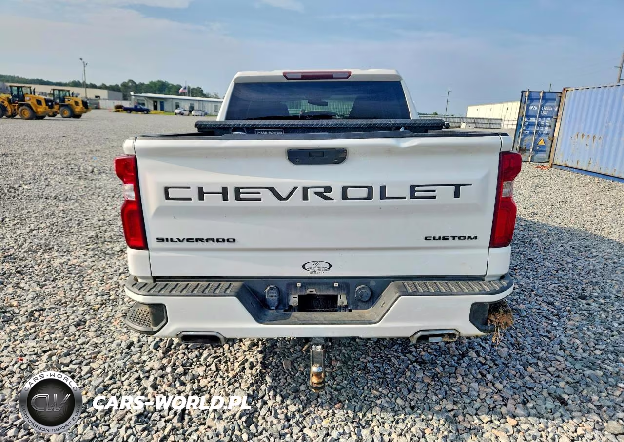 2020 Chevrolet Silverado K1500 Custom VIN:3GCUYBEF7LG356934 - 6