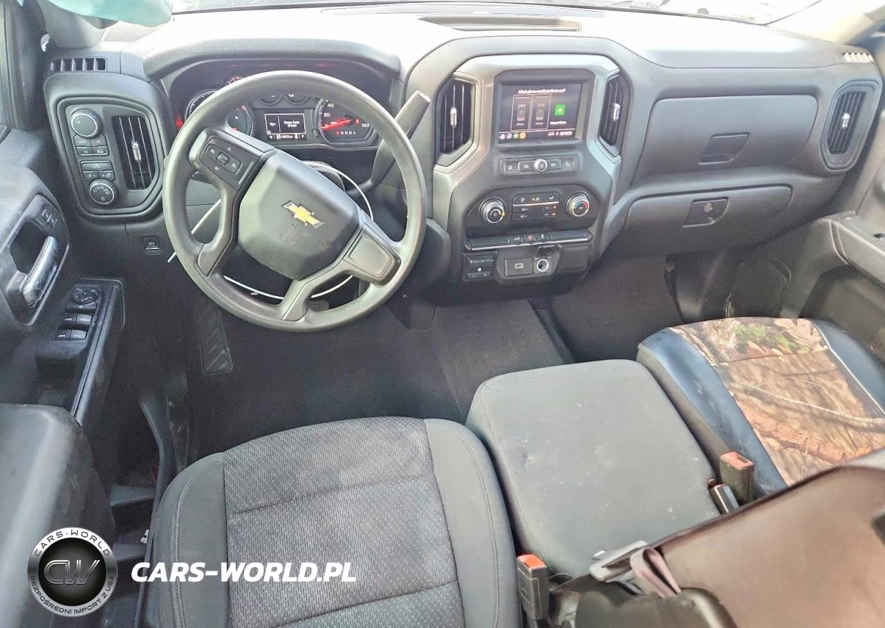 2020 Chevrolet Silverado K1500 Custom VIN:3GCUYBEF7LG356934 - 8
