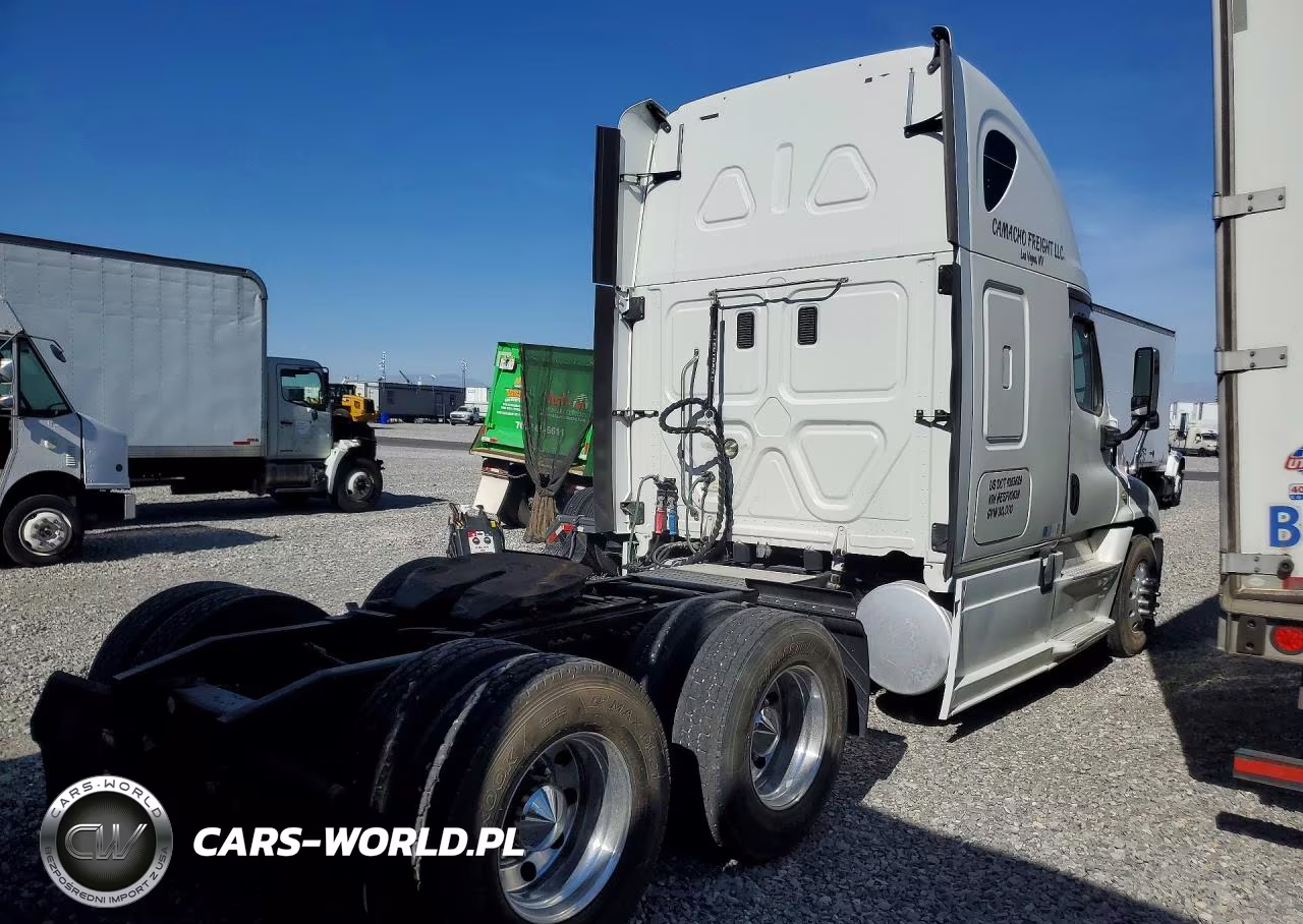 2014 Freightliner Cascadia 125 VIN:3AKJGLD67ESFV0639 - 6