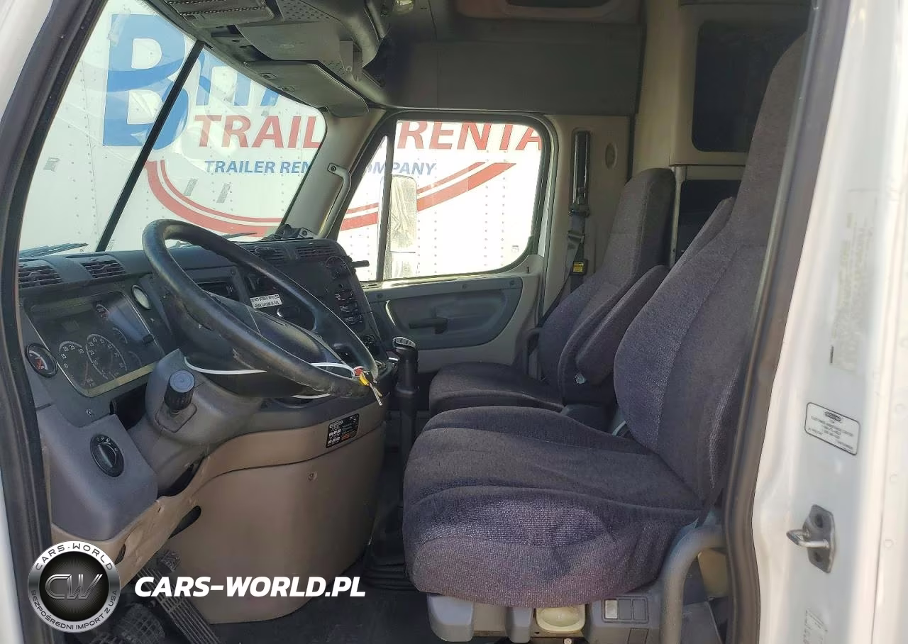 2014 Freightliner Cascadia 125 VIN:3AKJGLD67ESFV0639 - 7