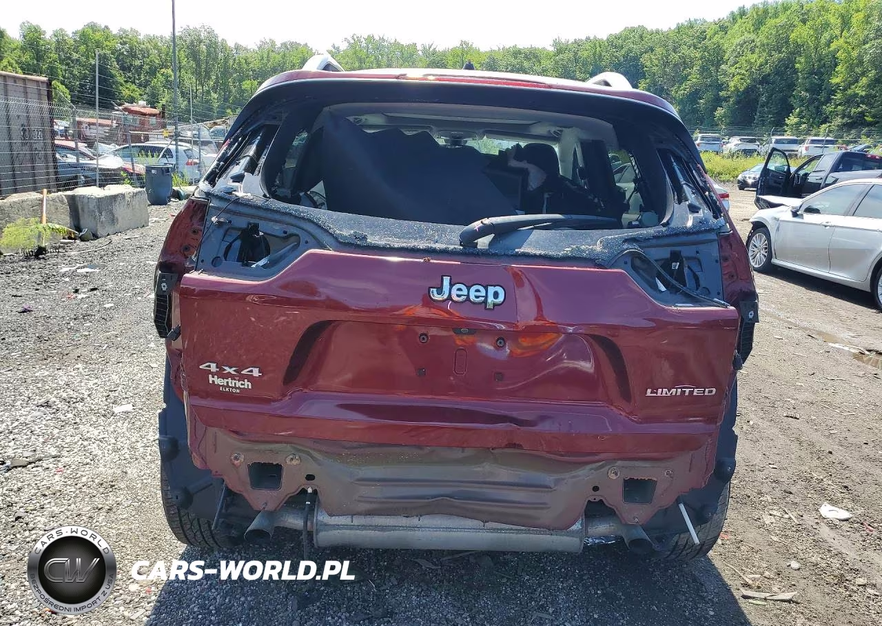 2020 Jeep Cherokee Limited VIN:1C4PJMDX9LD563894 - 6