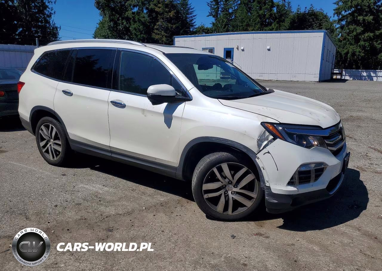 2017 Honda Pilot Touring VIN:5FNYF6H94HB003049 - 4