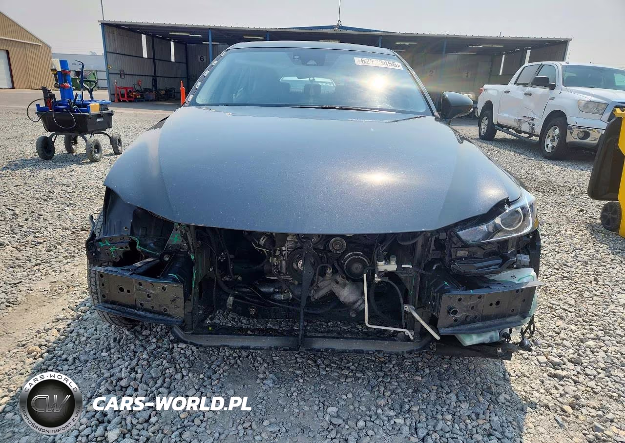 2018 Lexus Is 300 VIN:JTHC81D27J5033121 - 5