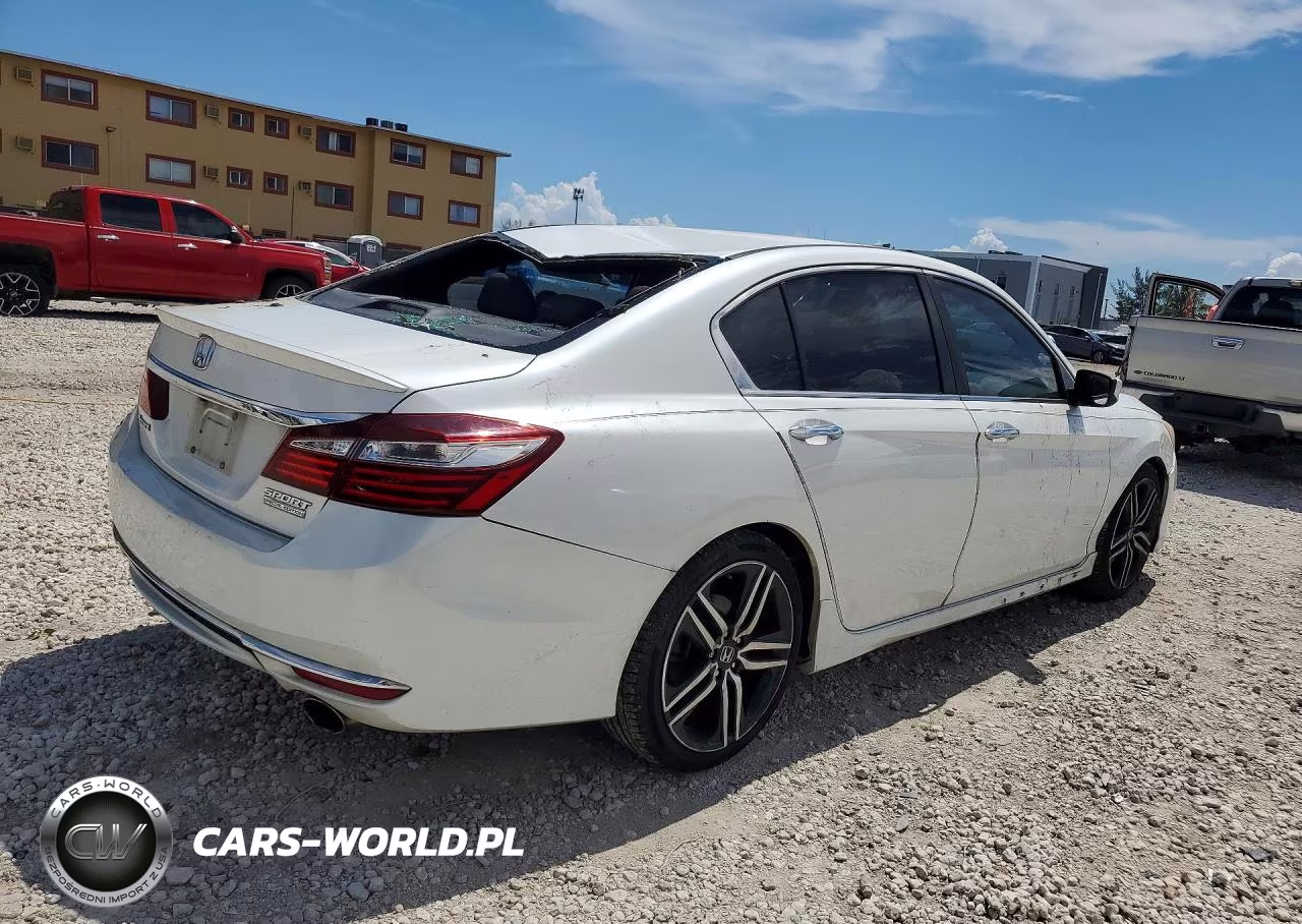 2017 Honda Accord Sport Special Edition VIN:1HGCR2F10HA055120 - 3