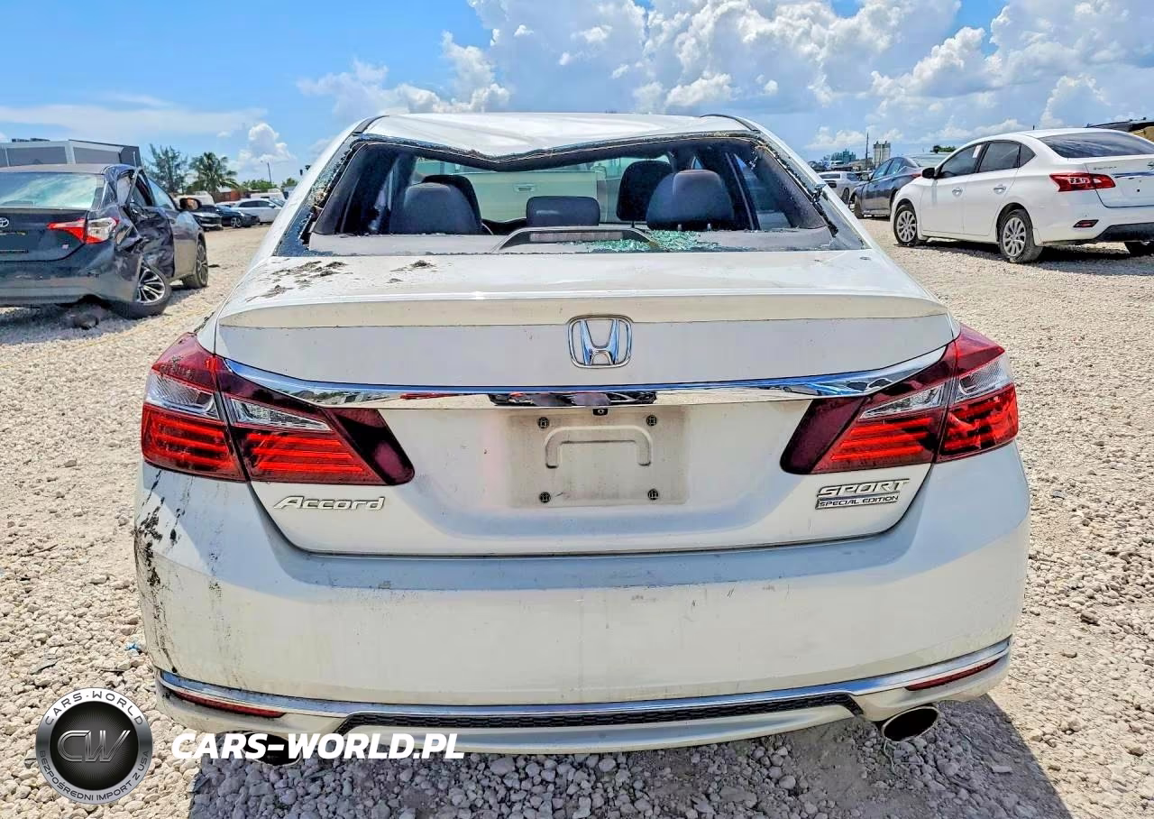 2017 Honda Accord Sport Special Edition VIN:1HGCR2F10HA055120 - 6