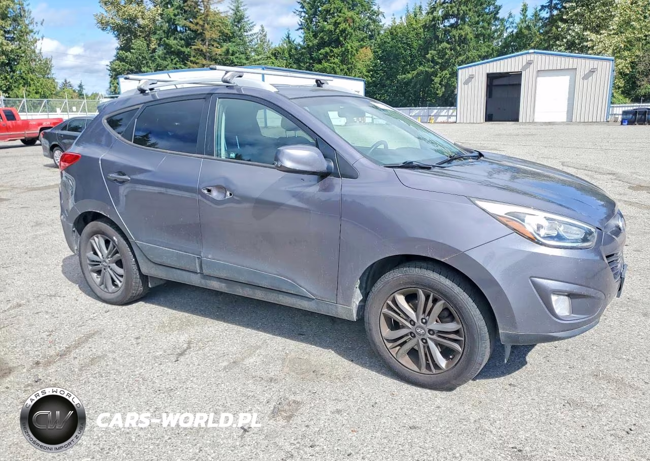 2015 Hyundai Tucson Se VIN:KM8JU3AG6FU055409 - 4
