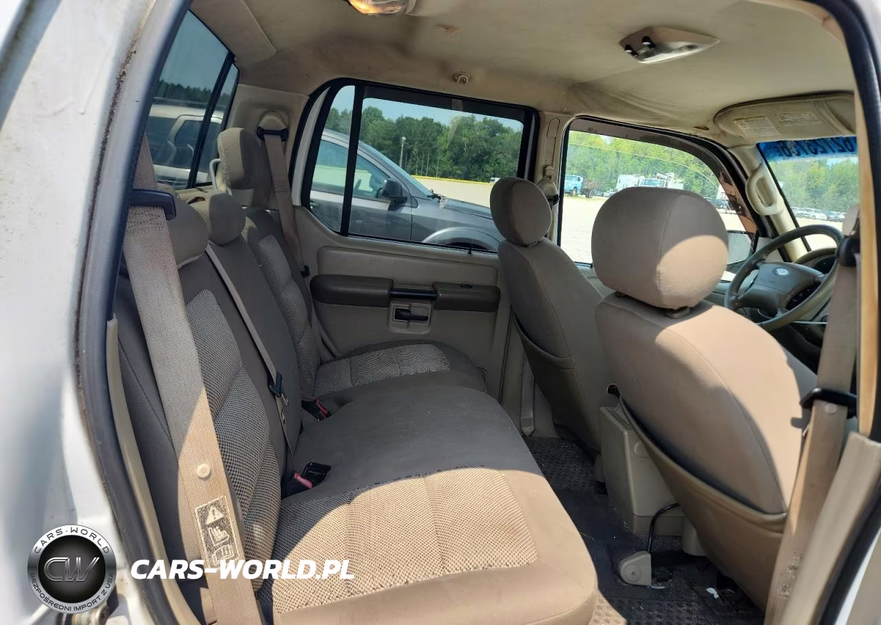 2003 Ford Explorer Sport Trac VIN:1FMZU67E63UC50920 - 10