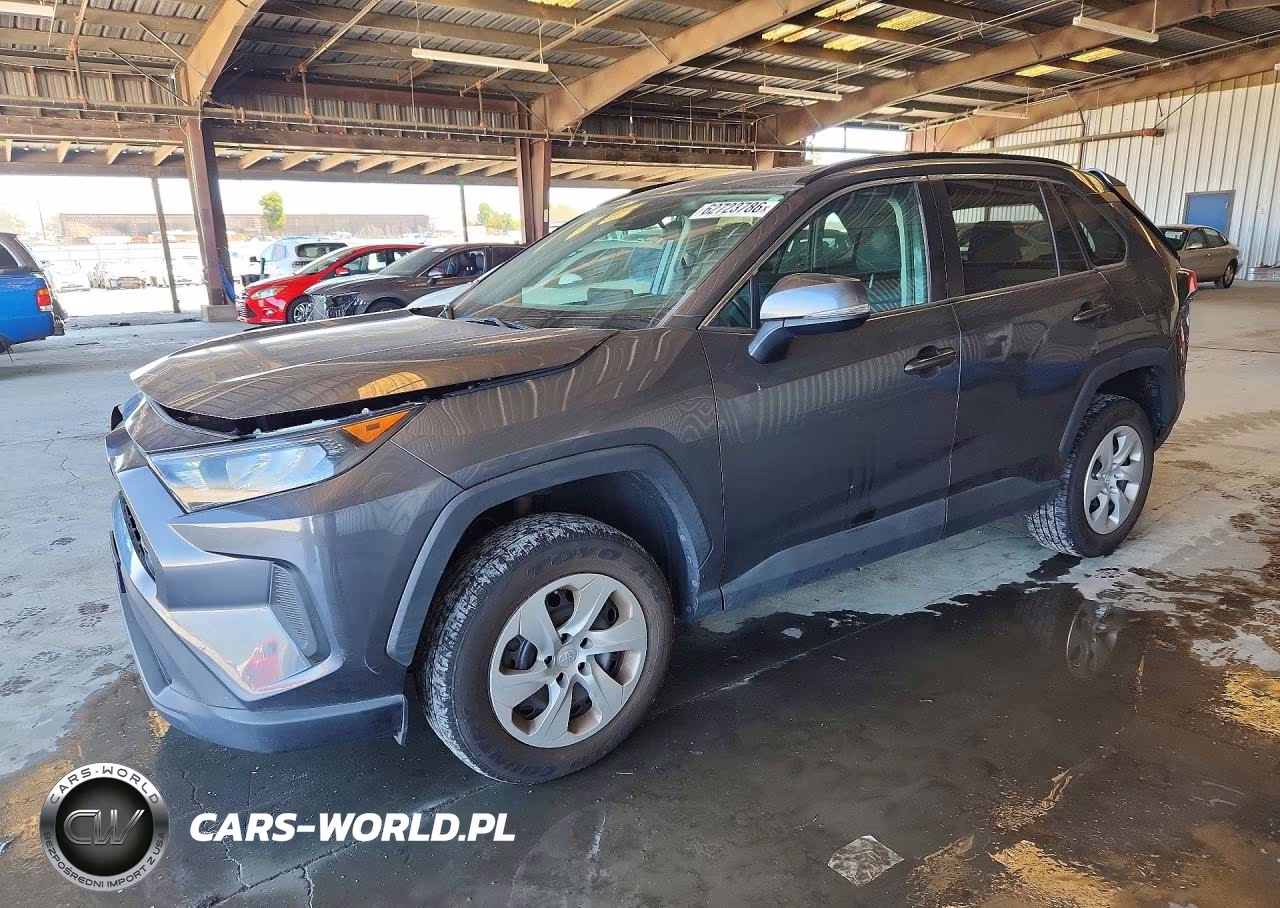 2020 Toyota Rav4 Le – zdjęcie 1 z 13