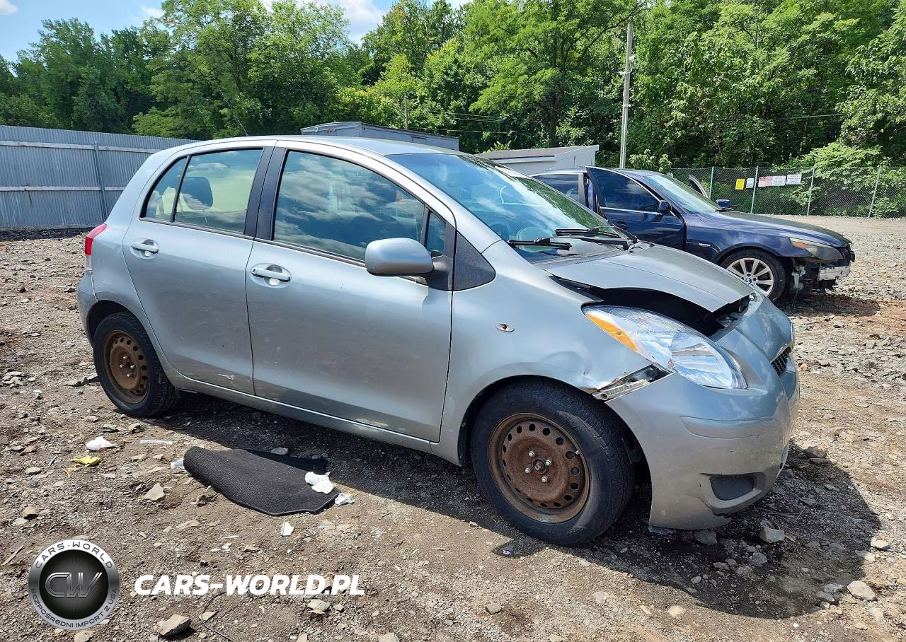 2010 Toyota Yaris Base VIN:JTDKT4K31A5283706 - 4
