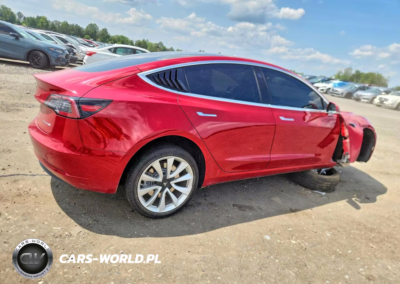 2018 Tesla Model 3 VIN:5YJ3E1EB1JF117118 - 3