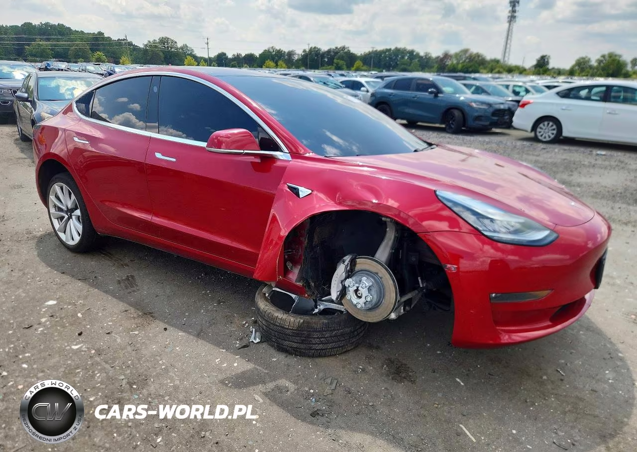 2018 Tesla Model 3 VIN:5YJ3E1EB1JF117118 - 4