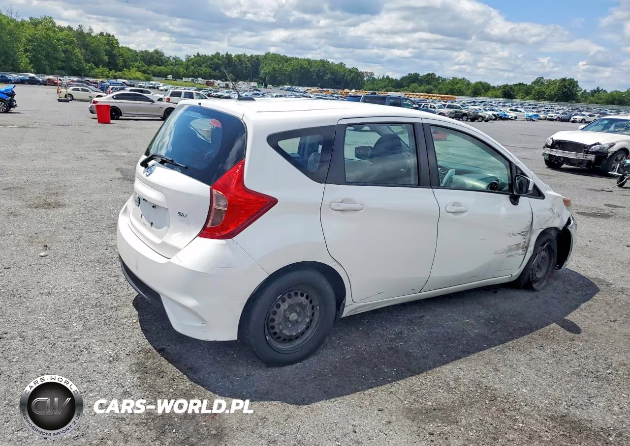2017 Nissan Versa Note Sv VIN:3N1CE2CP5HL378657 - 3