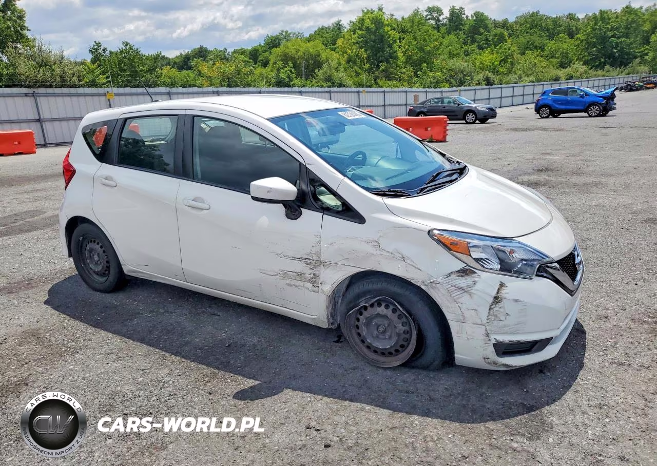 2017 Nissan Versa Note Sv VIN:3N1CE2CP5HL378657 - 4